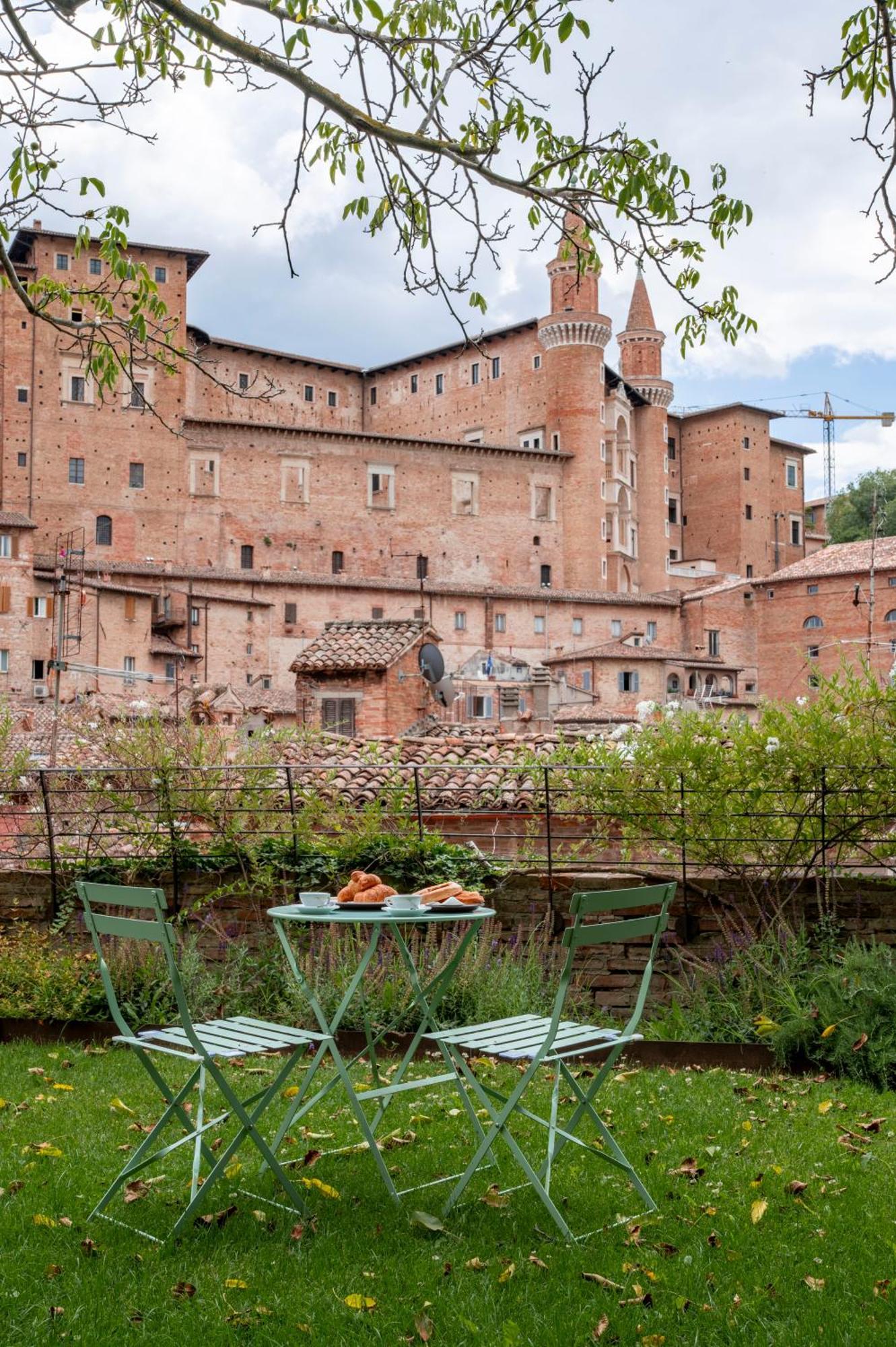 Urbino Apartment - Torricini View Bagian luar foto
